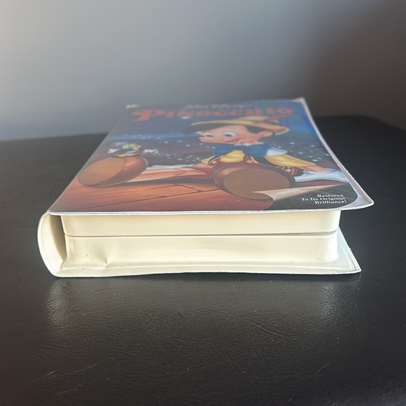 Disney Pinocchio Masterpiece VHS Movie - Picture 3 of 10